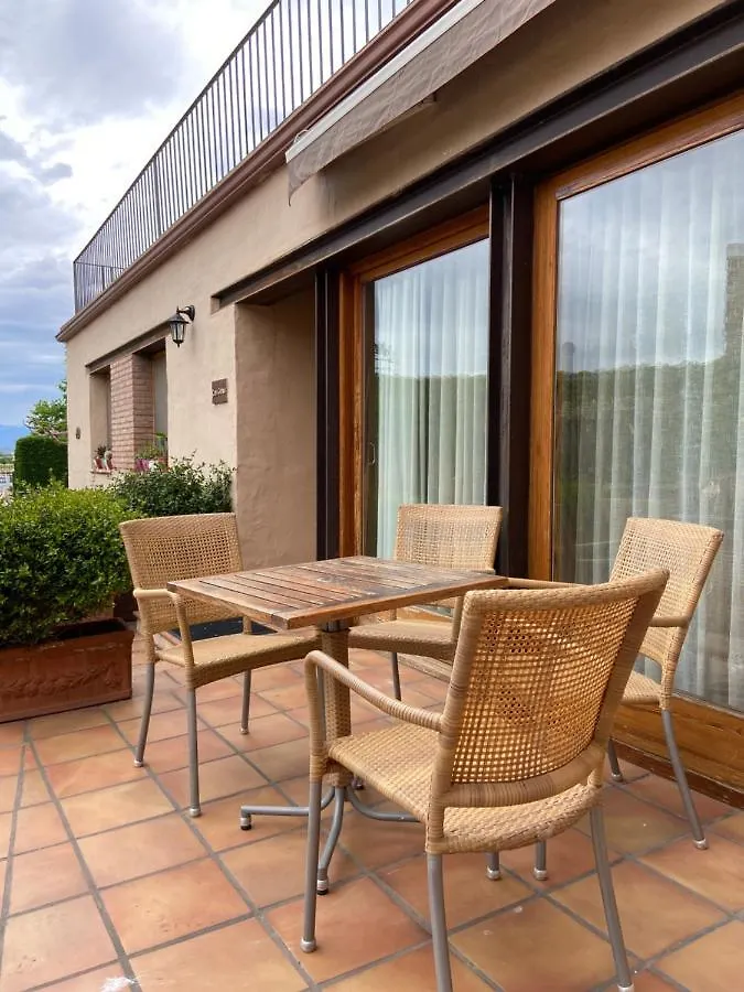 Turisme Rural Can Genis Guest House Peralada
