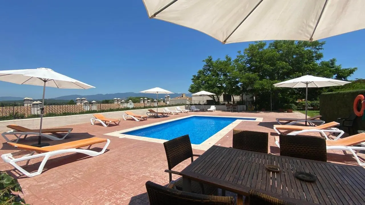 Turisme Rural Can Genis Guest House Peralada
